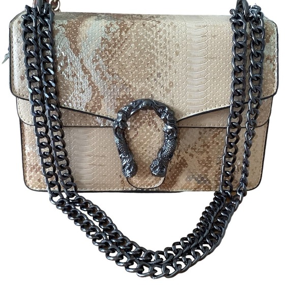 UNIQUE MERMAID HORSESHOE SNAKE EMBOSSED HANDBAG/CROSSBODY NWT - Picture 4 of 13